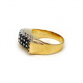 Золотий перстень жовтого з білим кольору з синіми корундами та жовтими діамантами