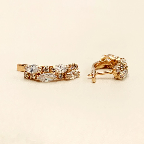 Серьги из золота в красном цвете с цирконом