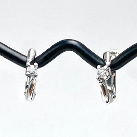 Серьги из золота в белом цвете с белыми бриллиантами 01-200936994