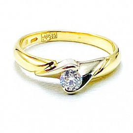 Золотое кольцо с белым бриллиантом 01-200779895