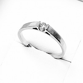 Золотое кольцо в белом цвете с белым бриллиантом