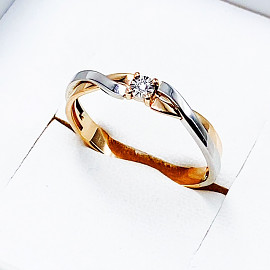 Кольцо из золота с белым бриллиантом