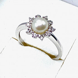 Золота каблучка з жовтими діамантами та перлиною